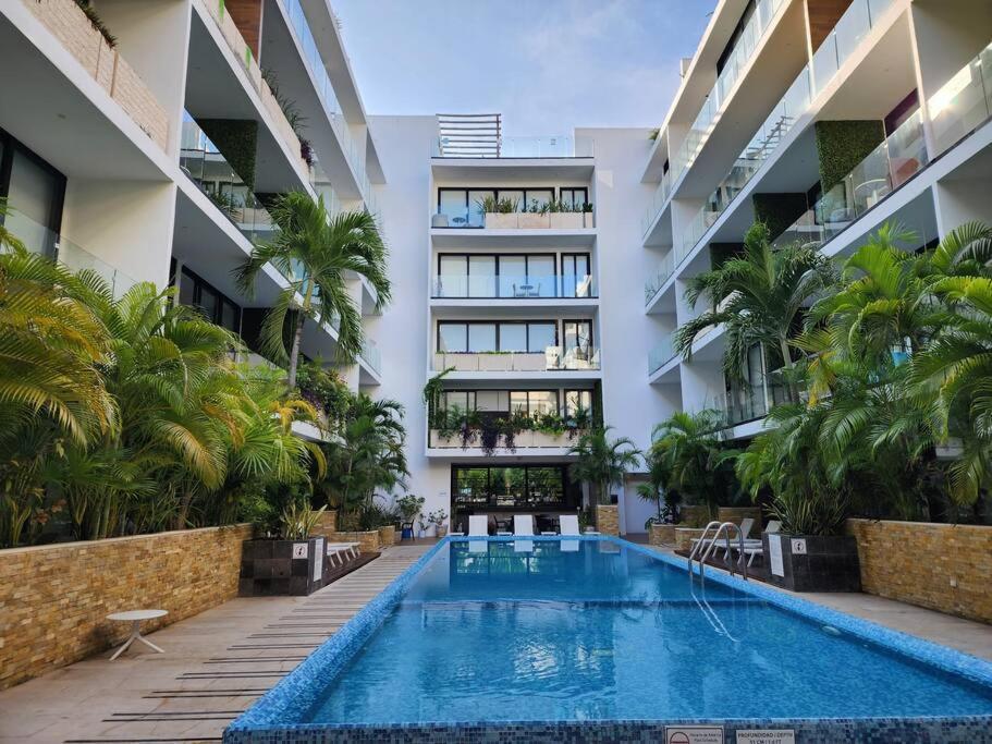 Stunning 1 Bdrm Condo Gym-Pool 10 Min To The Beach & Quinta Av Плая дел Кармен Екстериор снимка